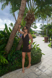 Vestido Curto Drapeado Shine Preto