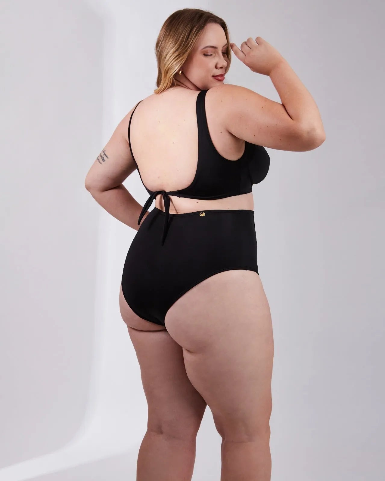 Biquíni Modelador Plus Lorrine Preto