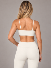 Top Essencial Duplo | Bojo Removível e Alças Finas Off White